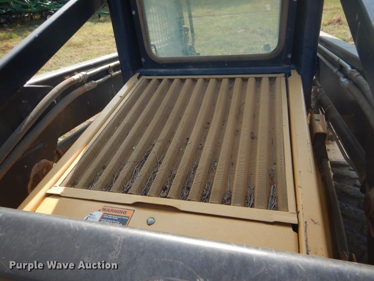 image for item FY9693 1997 New Holland LX885 Turbo skid steer