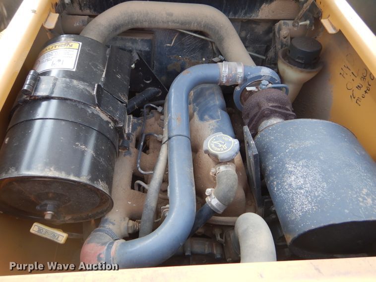 image for item FY9693 1997 New Holland LX885 Turbo skid steer