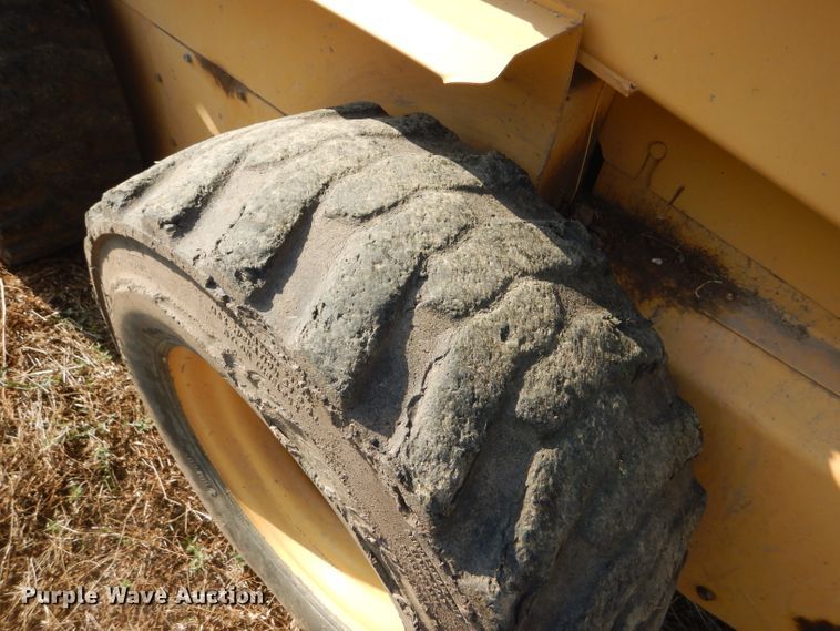 image for item FY9693 1997 New Holland LX885 Turbo skid steer