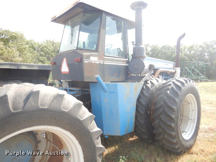 image for item FY9697 1989 Ford 846 Versatile Designation 6 4WD tractor