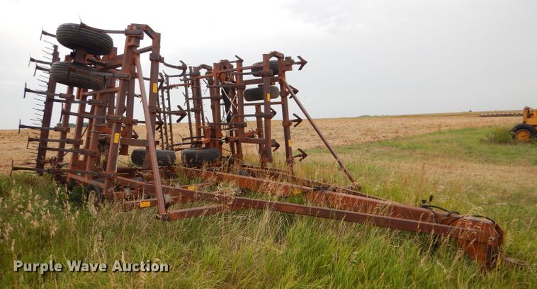 image for item FY9702 PCM 330.7.41W field cultivator