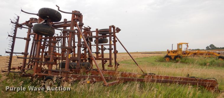 image for item FY9702 PCM 330.7.41W field cultivator