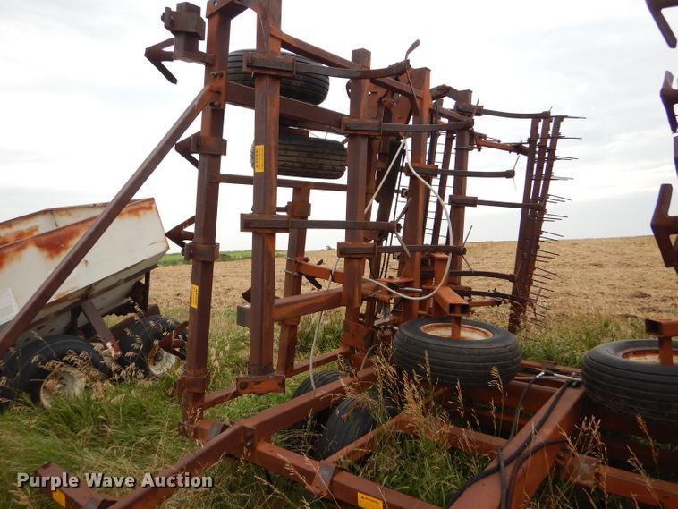 image for item FY9702 PCM 330.7.41W field cultivator