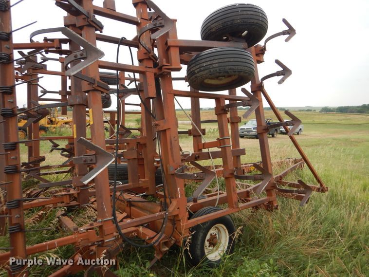 image for item FY9702 PCM 330.7.41W field cultivator