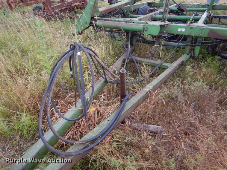 image for item FY9704 John Deere tandem double off-set disk