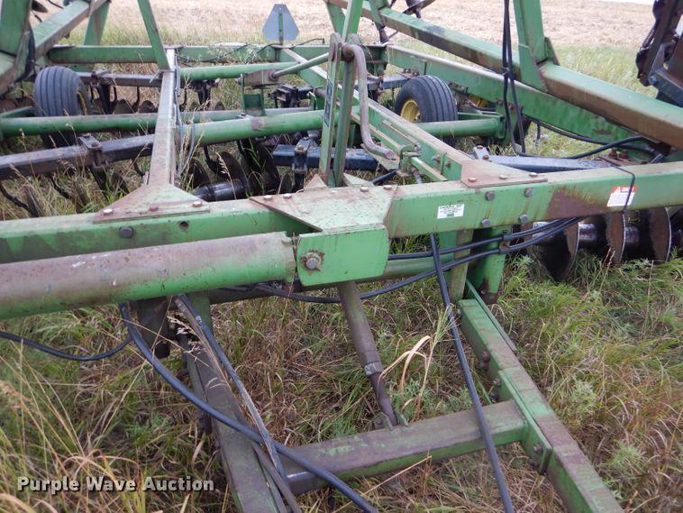 image for item FY9704 John Deere tandem double off-set disk