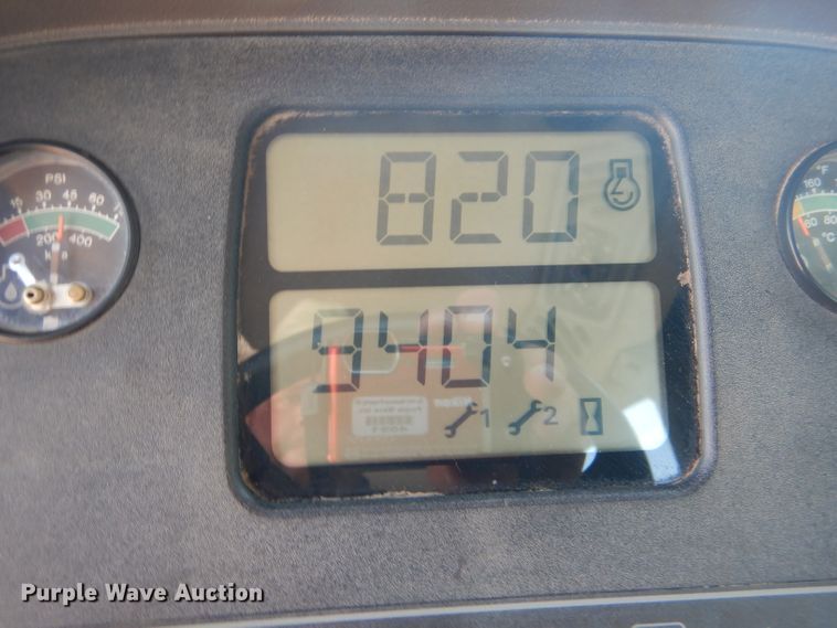 image for item FY9705 1994 Ford 9480 Versatile 4WD tractor