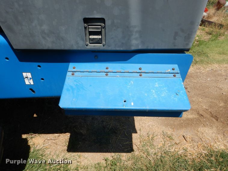 image for item FY9705 1994 Ford 9480 Versatile 4WD tractor