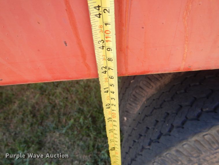 image for item FY9708 1972 Dodge 600 grain truck