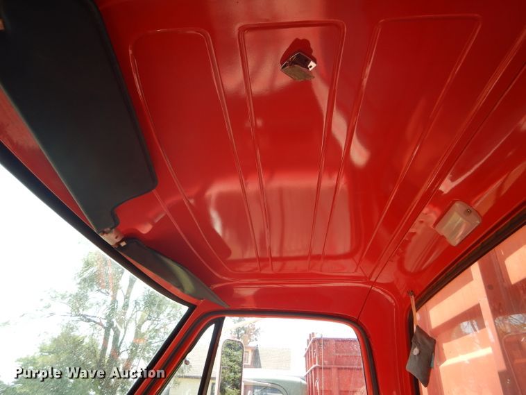 image for item FY9709 1975 Dodge D600 grain truck