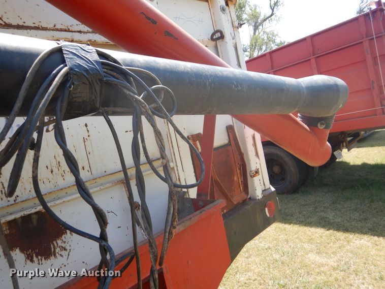 image for item FY9709 1975 Dodge D600 grain truck