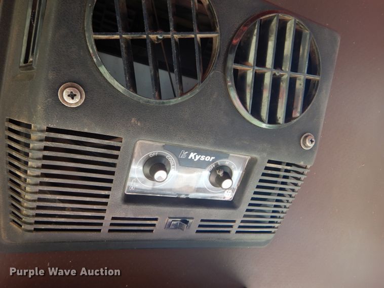 image for item FY9710 1977 Ford 7000 grain truck