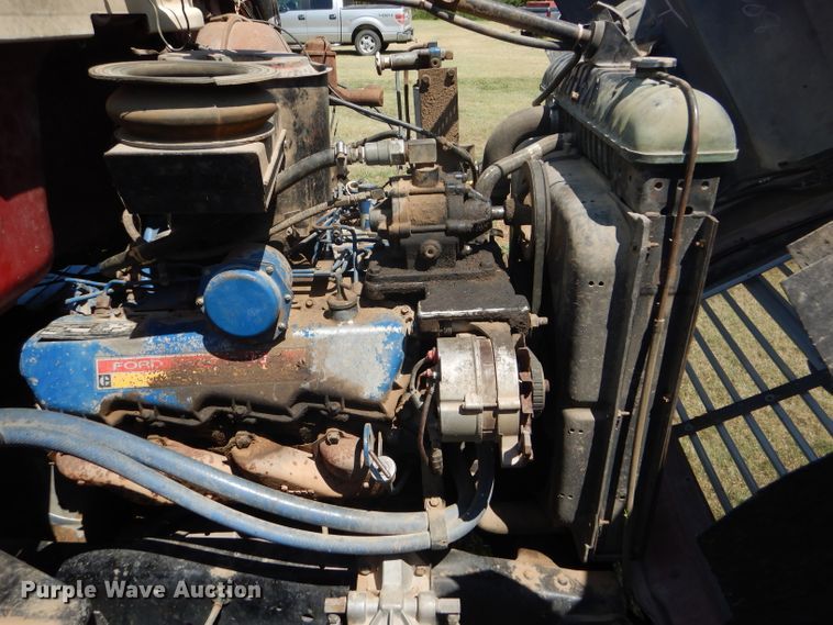 image for item FY9710 1977 Ford 7000 grain truck