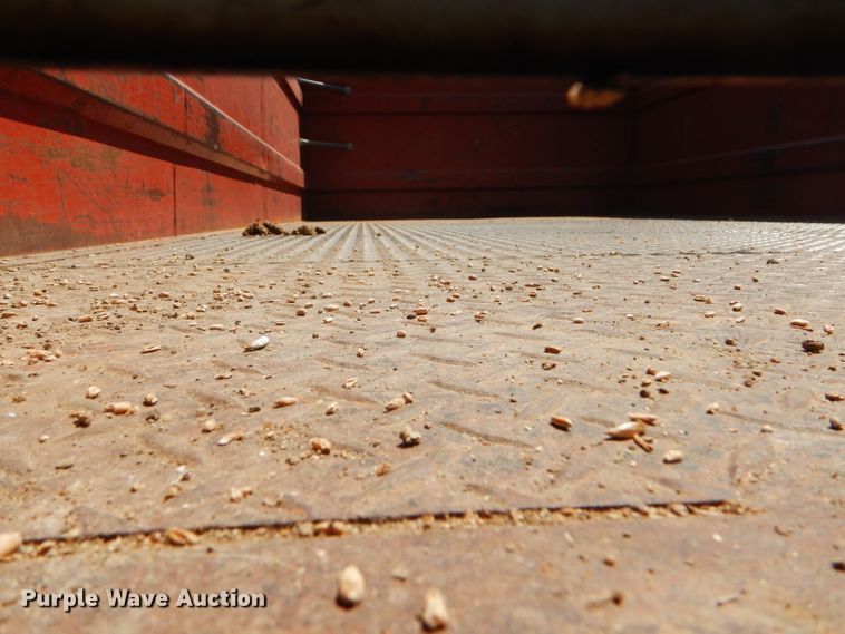 image for item FY9710 1977 Ford 7000 grain truck