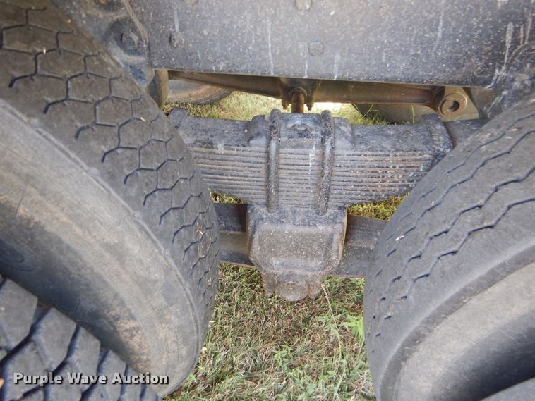 image for item FY9710 1977 Ford 7000 grain truck