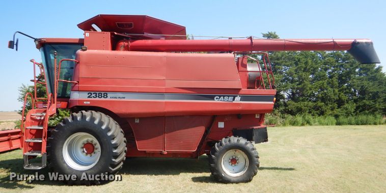 image for item FY9712 2000 Case IH 2388 combine