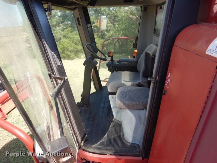 image for item FY9712 2000 Case IH 2388 combine