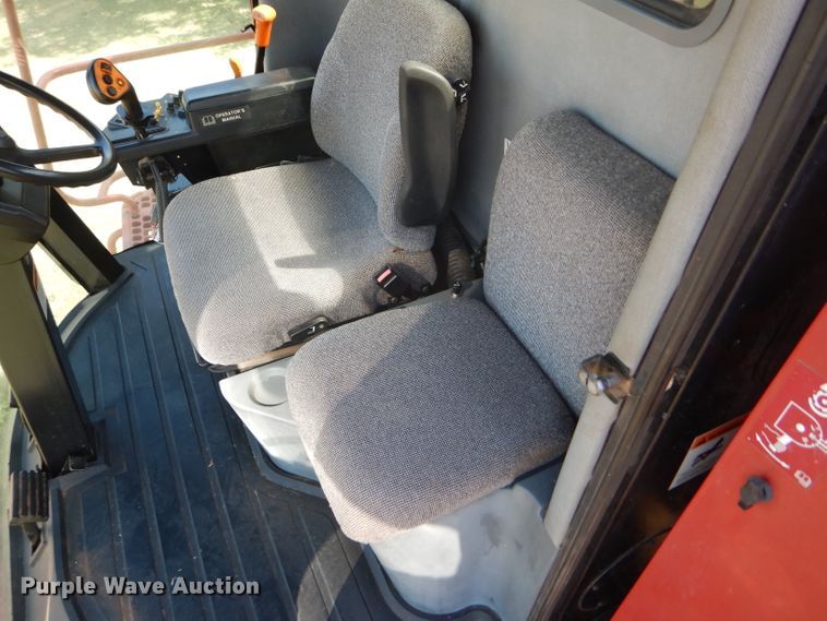 image for item FY9712 2000 Case IH 2388 combine