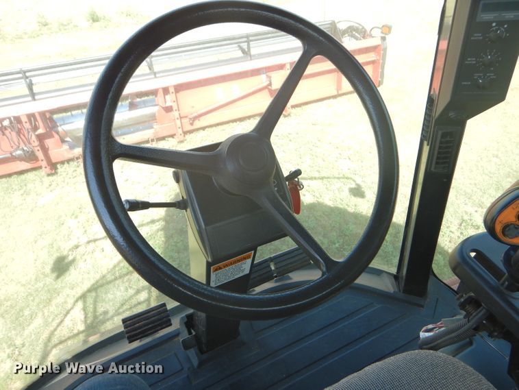 image for item FY9712 2000 Case IH 2388 combine