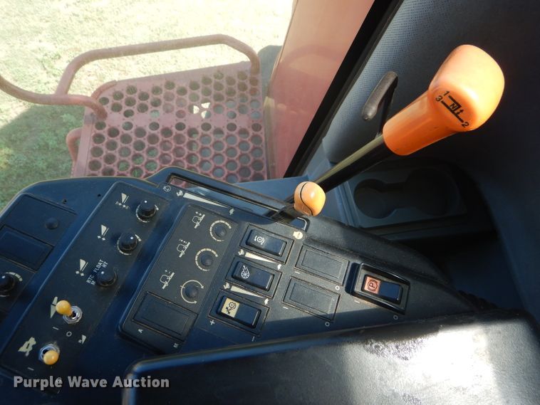 image for item FY9712 2000 Case IH 2388 combine