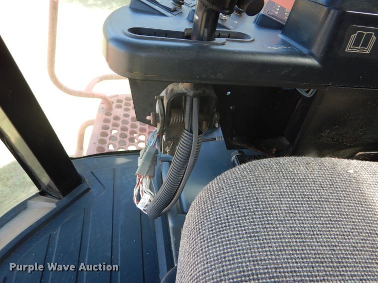 image for item FY9712 2000 Case IH 2388 combine