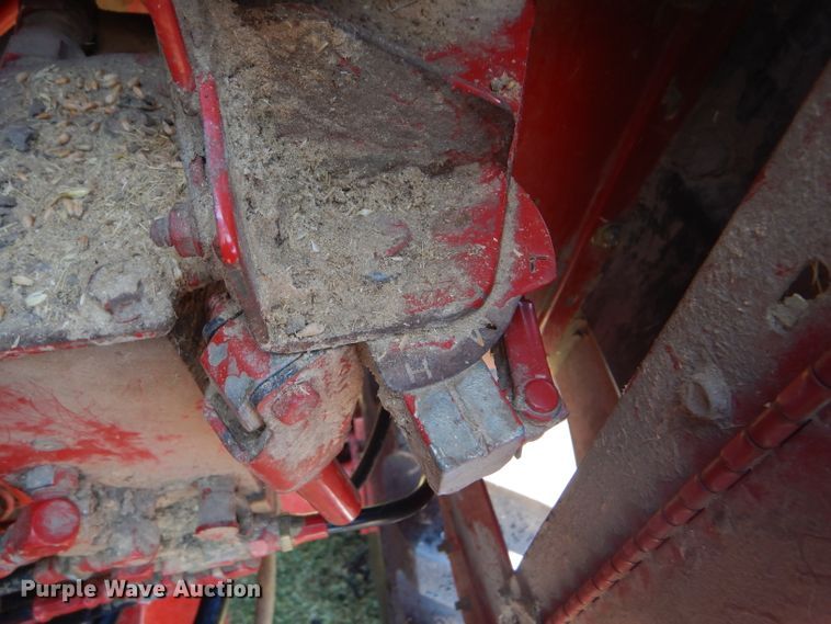 image for item FY9712 2000 Case IH 2388 combine