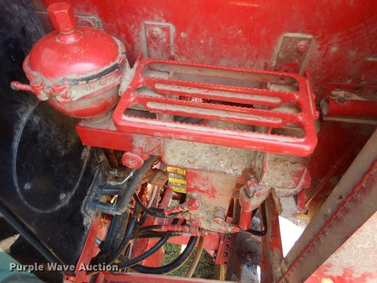 image for item FY9712 2000 Case IH 2388 combine