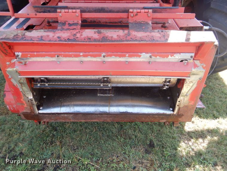 image for item FY9712 2000 Case IH 2388 combine