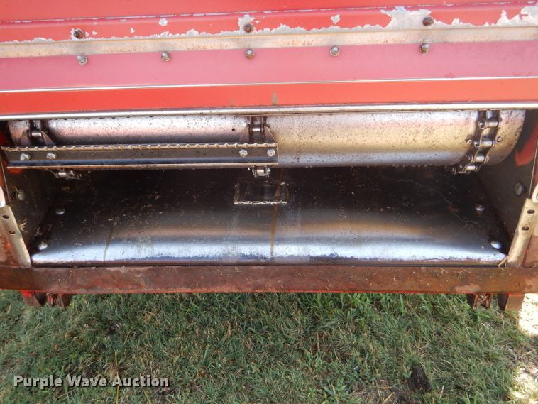 image for item FY9712 2000 Case IH 2388 combine