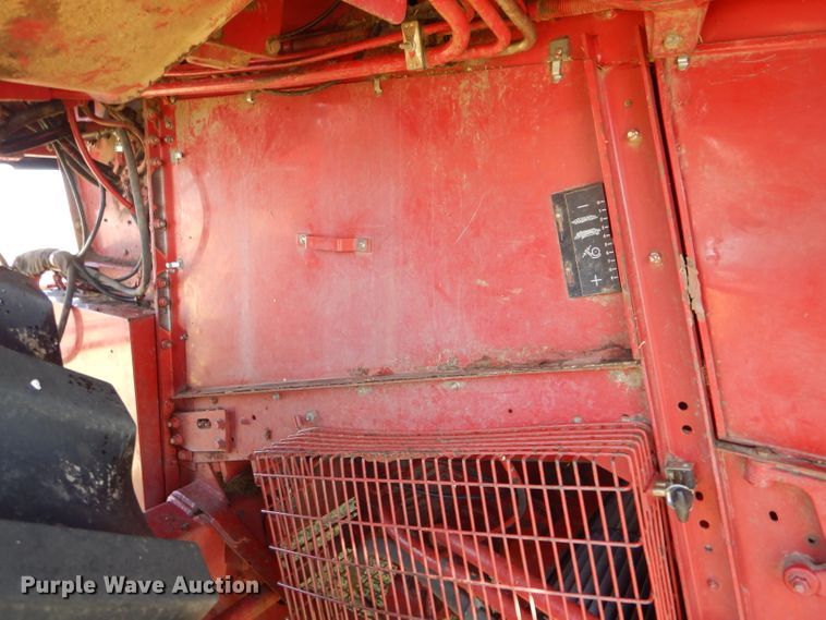 image for item FY9712 2000 Case IH 2388 combine