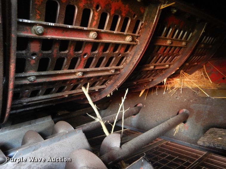 image for item FY9712 2000 Case IH 2388 combine