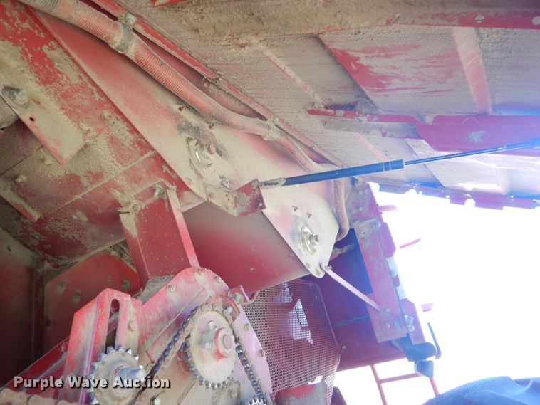 image for item FY9712 2000 Case IH 2388 combine