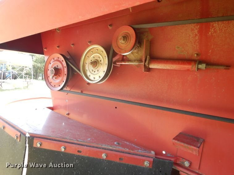 image for item FY9712 2000 Case IH 2388 combine