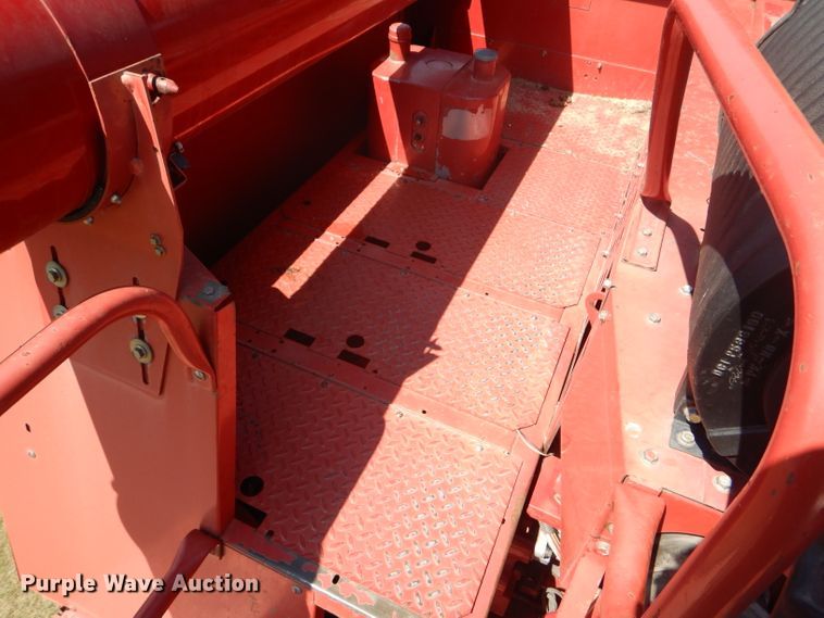 image for item FY9712 2000 Case IH 2388 combine