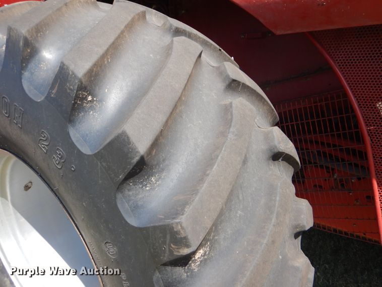 image for item FY9712 2000 Case IH 2388 combine