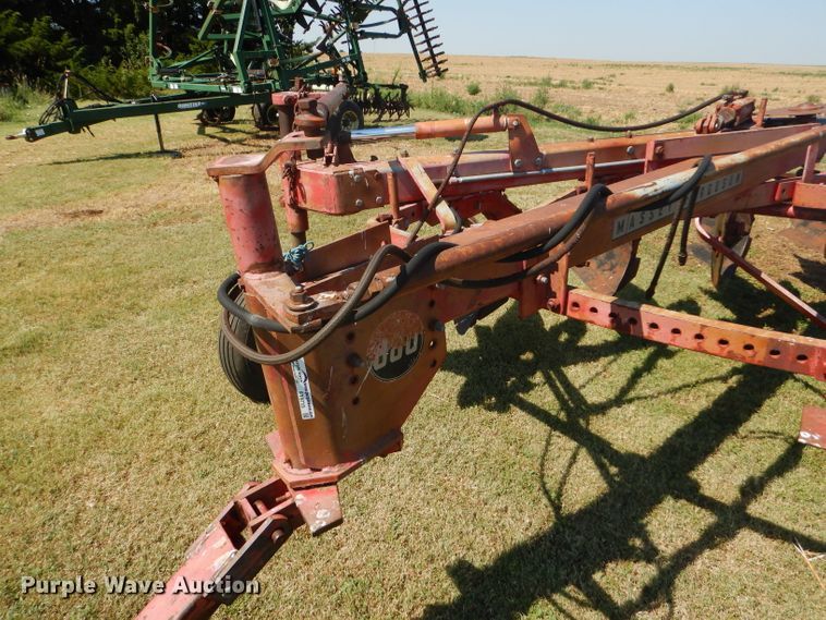 image for item FY9715 Massey-Ferguson MF880 five bottom plow