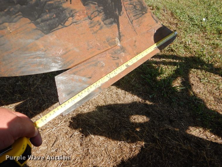 image for item FY9715 Massey-Ferguson MF880 five bottom plow