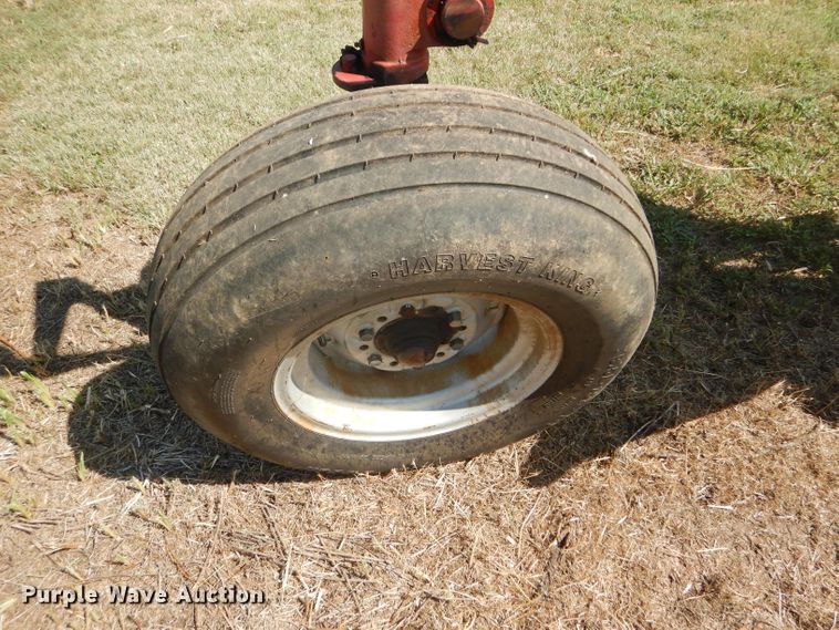 image for item FY9715 Massey-Ferguson MF880 five bottom plow