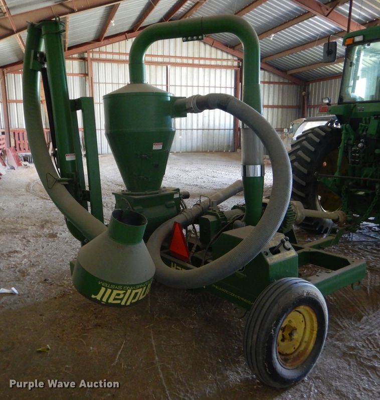 image for item FY9725 Handlair 3100 grain vacuum