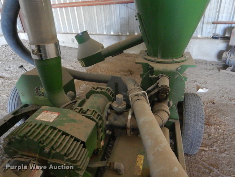 image for item FY9725 Handlair 3100 grain vacuum