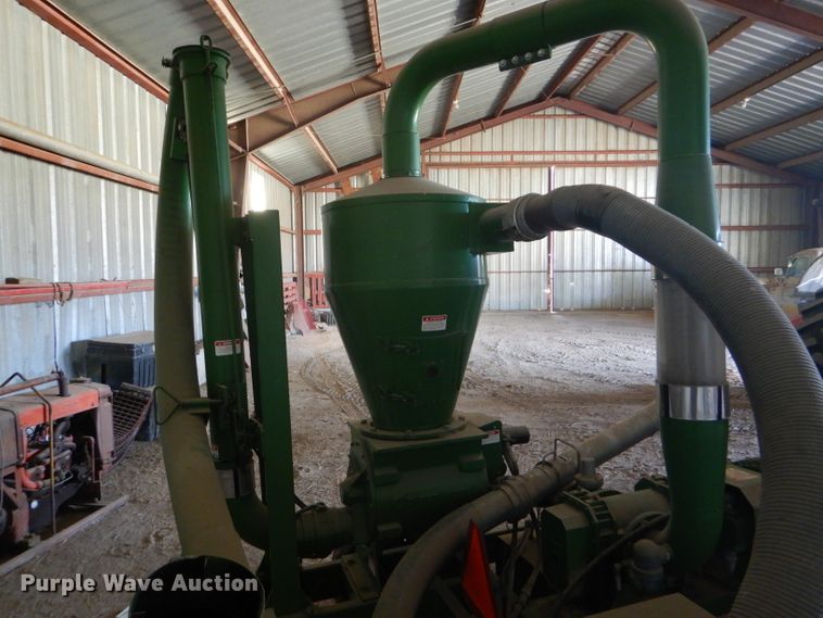 image for item FY9725 Handlair 3100 grain vacuum