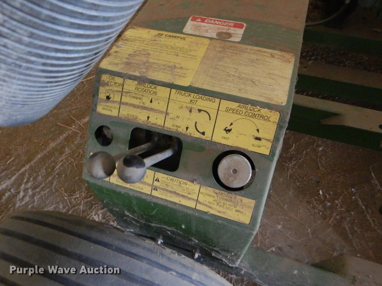 image for item FY9725 Handlair 3100 grain vacuum