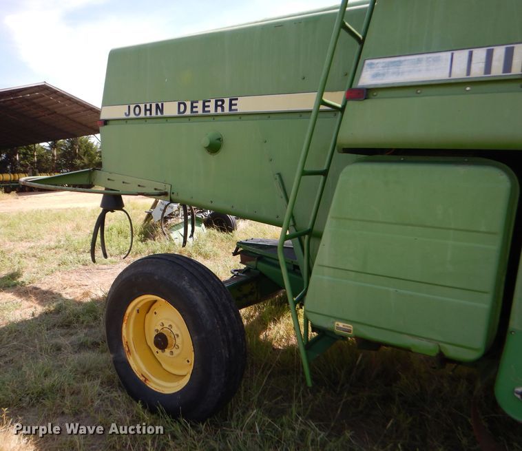 image for item FY9730 1983 John Deere 7720 combine