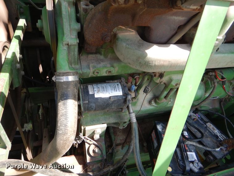 image for item FY9730 1983 John Deere 7720 combine