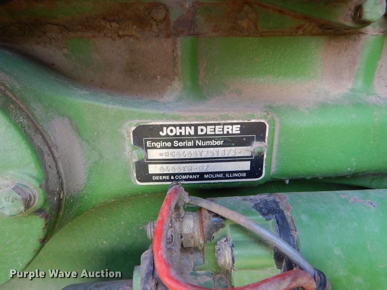 image for item FY9730 1983 John Deere 7720 combine