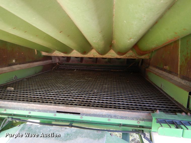 image for item FY9730 1983 John Deere 7720 combine
