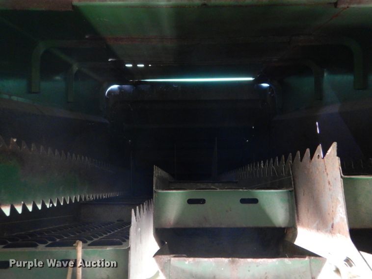 image for item FY9730 1983 John Deere 7720 combine