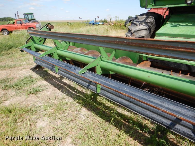 image for item FY9730 1983 John Deere 7720 combine