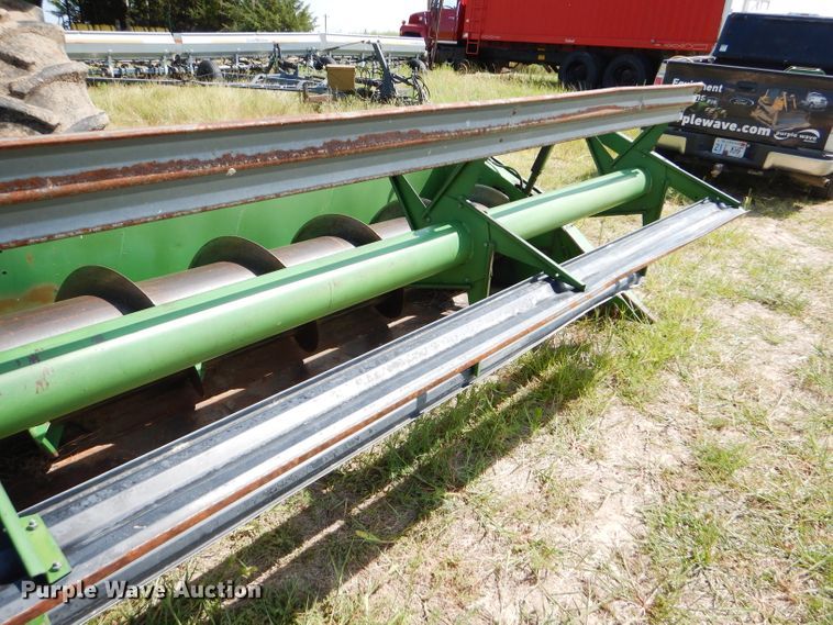 image for item FY9730 1983 John Deere 7720 combine