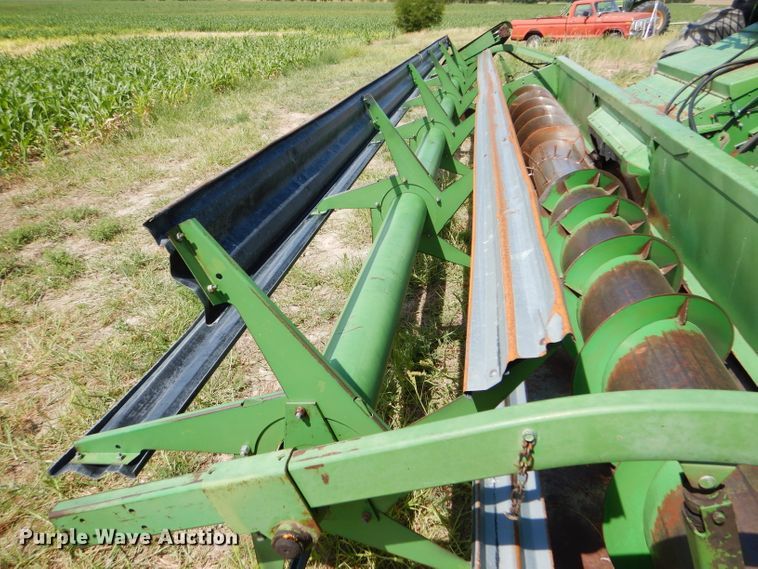 image for item FY9730 1983 John Deere 7720 combine